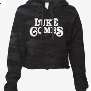 Women’s Luke Combs Black Camo Cropped Hoodie size Medium